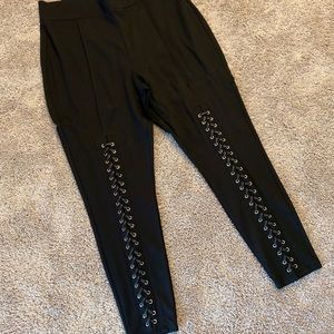 Women’s Pants